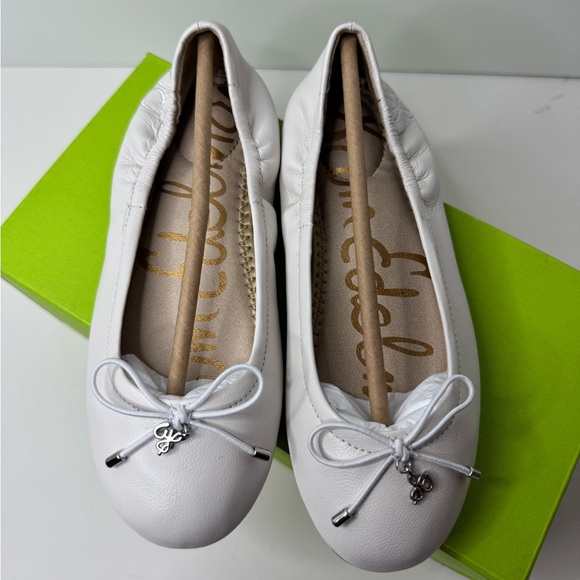 Sam Edelman Little Girls' Felicia Mini Flat Flats in White Leather Size 1 - Picture 2 of 7